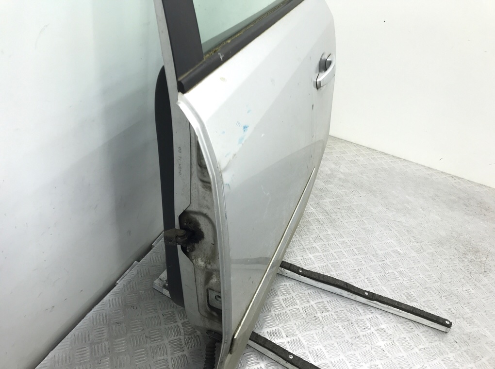 Дверь задняя левая бу для Opel Corsa D 1.2 i,  2007 г.