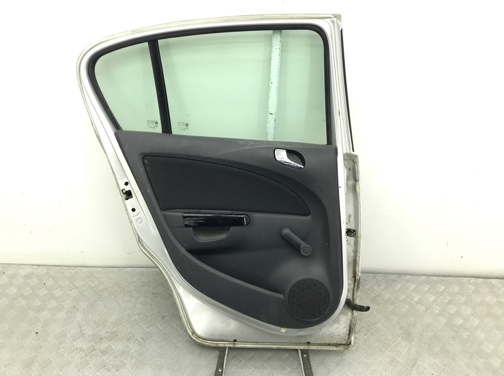 Дверь задняя левая бу для Opel Corsa D 1.2 i,  2007 г.