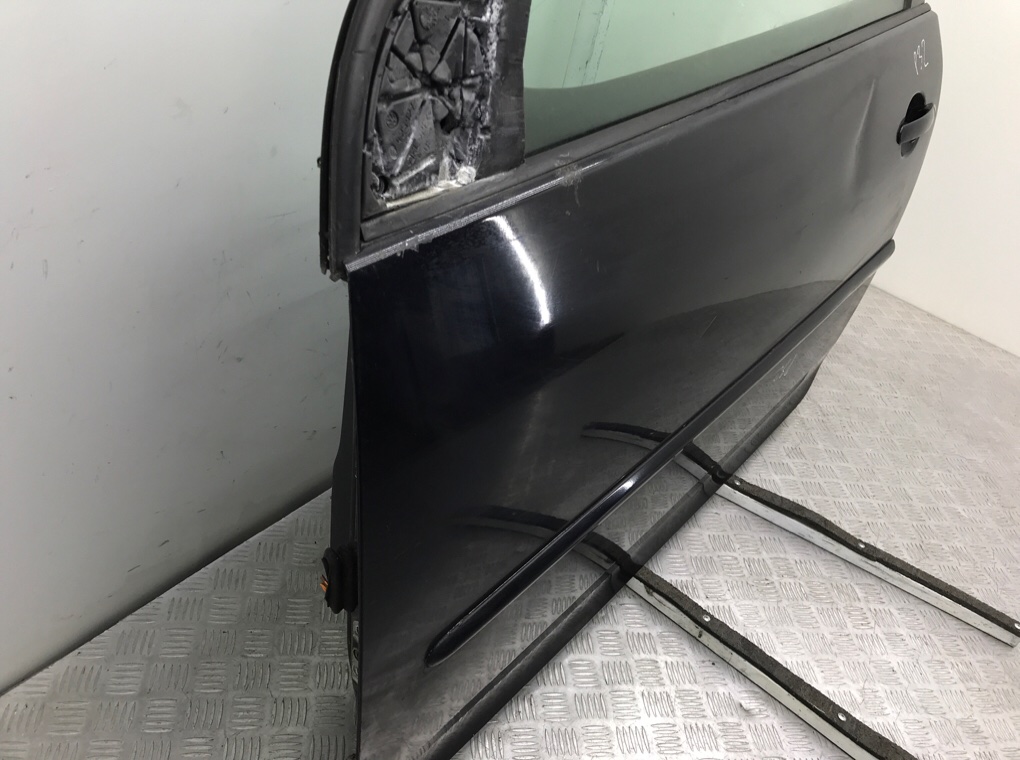 Дверь передняя левая бу для Volkswagen Golf 5 2.0 TDi,  2006 г.