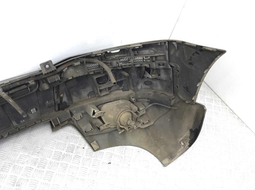 Бампер передний бу для Volvo XC90  2.4 TD,  2005 г.