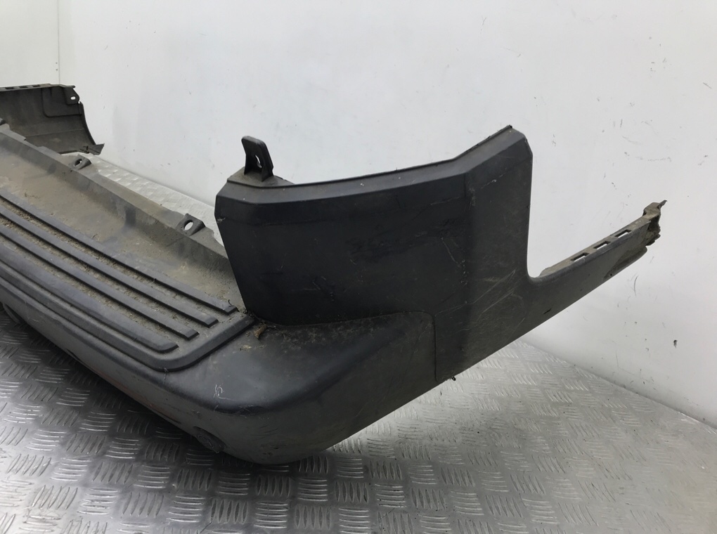 Бампер задний бу для Land Rover Discovery 3 2.7 TD,  2006 г.