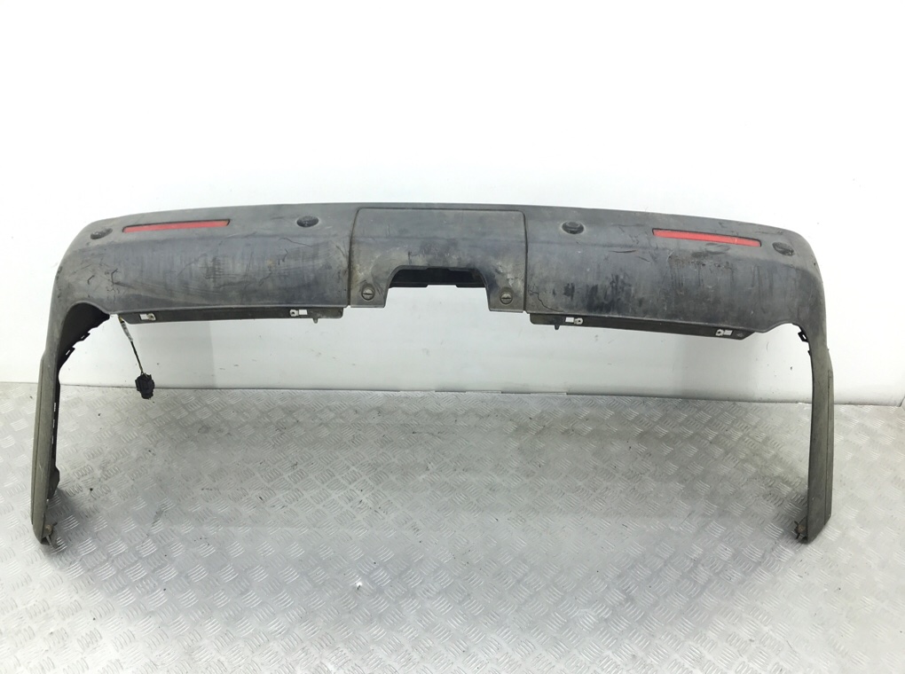 Бампер задний бу для Land Rover Discovery 3 2.7 TD,  2006 г.