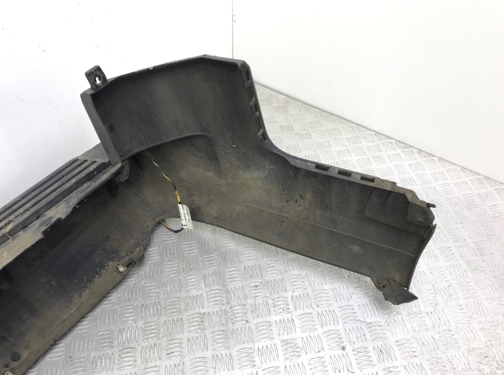 Бампер задний бу для Land Rover Discovery 3 2.7 TD,  2006 г.