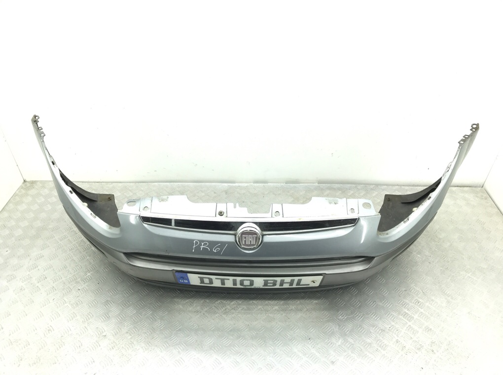 Бампер передний бу для Fiat Punto 3 1.3 D,  2010 г.