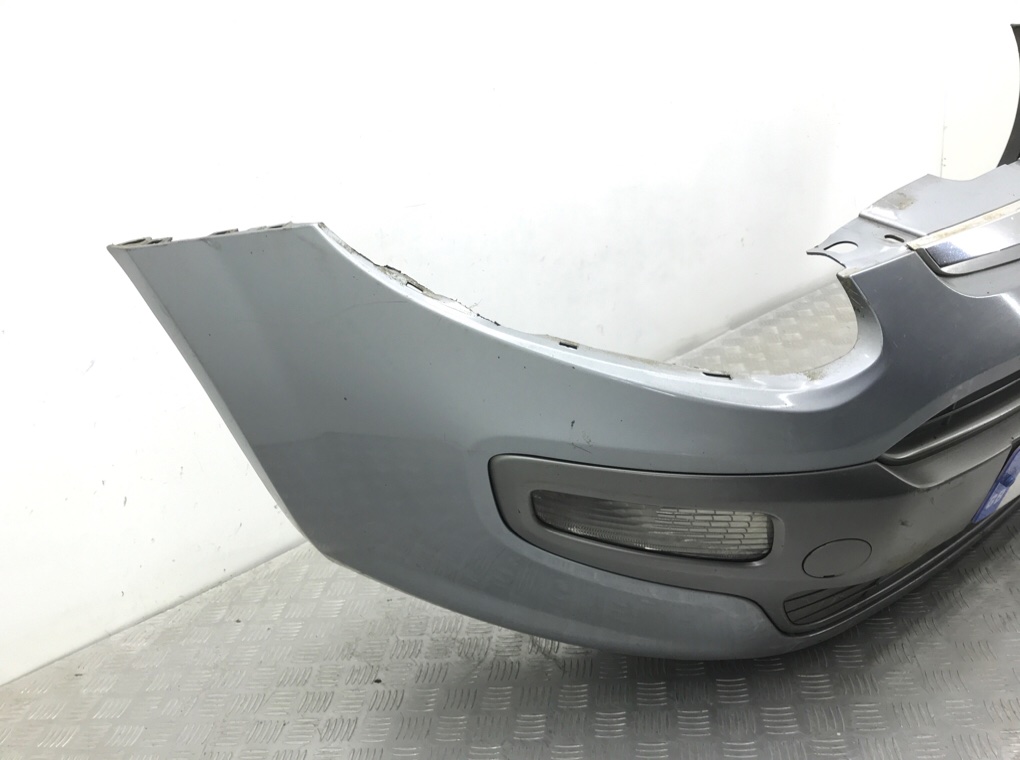 Бампер передний бу для Fiat Punto 3 1.3 D,  2010 г.