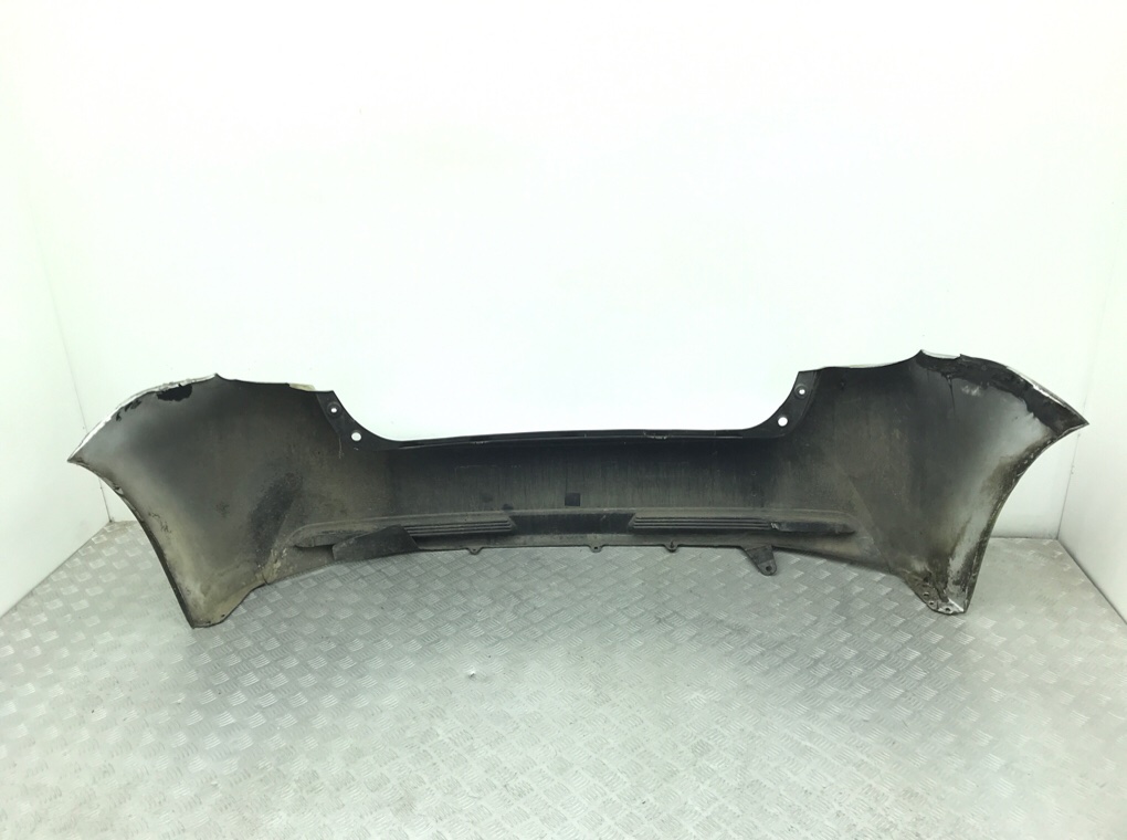 Бампер задний бу для Toyota Verso 1.6 TD, 2014 г. Бампер задний бу для Toyota Verso 1.6 TD, 2014 г.