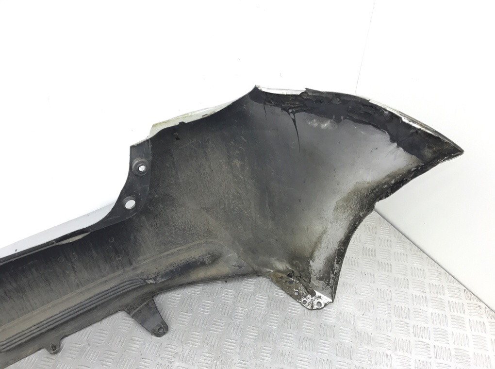 Бампер задний бу для Toyota Verso 1.6 TD, 2014 г. Бампер задний бу для Toyota Verso 1.6 TD, 2014 г.