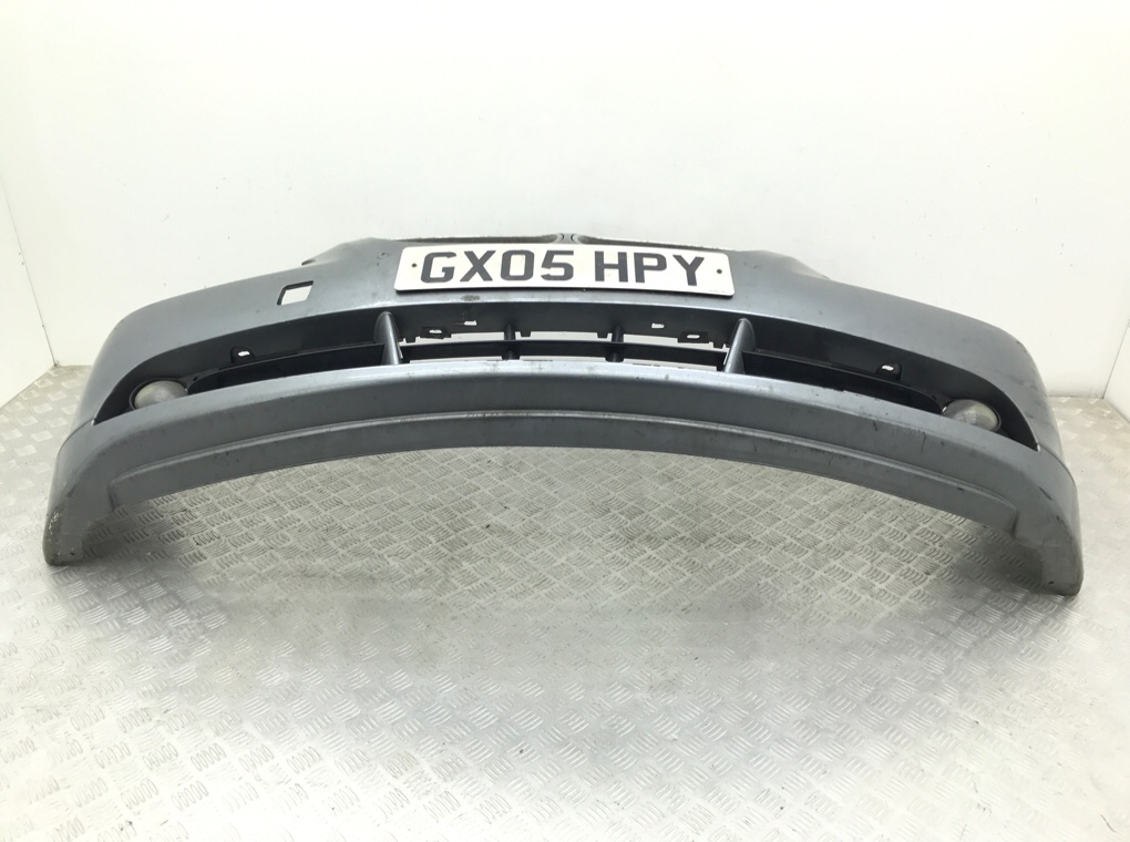 Бампер передний бу для BMW 5 E60/E61 2.5 TD,  2005 г.