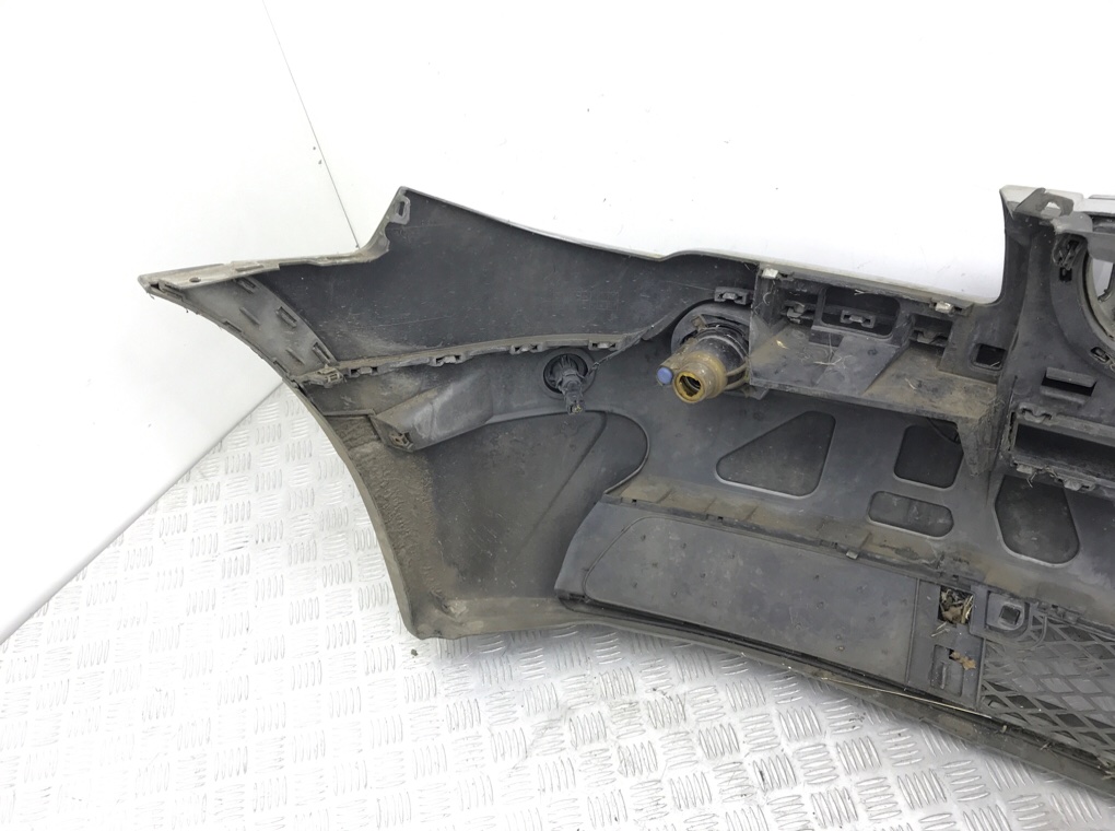 Бампер передний бу для BMW X3 E83 2.0 TD,  2006 г.