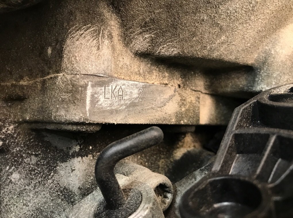 КПП механическая (МКПП) бу для Volkswagen Touran 1.9 TDi, 2008 г. КПП механическая (МКПП) бу для Volkswagen Touran 1.9 TDi, 2008 г.