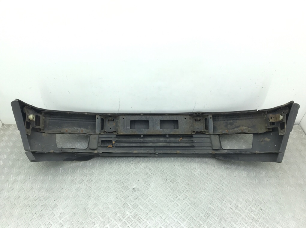 Бампер передний бу для Land Rover Range Rover 2 4.6 i,  1998 г.