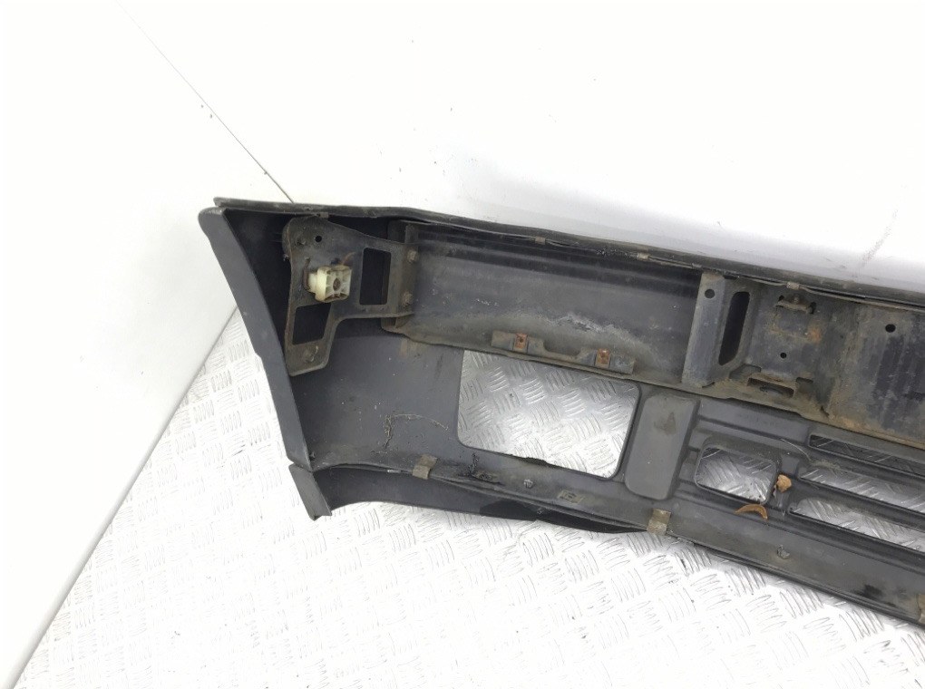 Бампер передний бу для Land Rover Range Rover 2 4.6 i,  1998 г.
