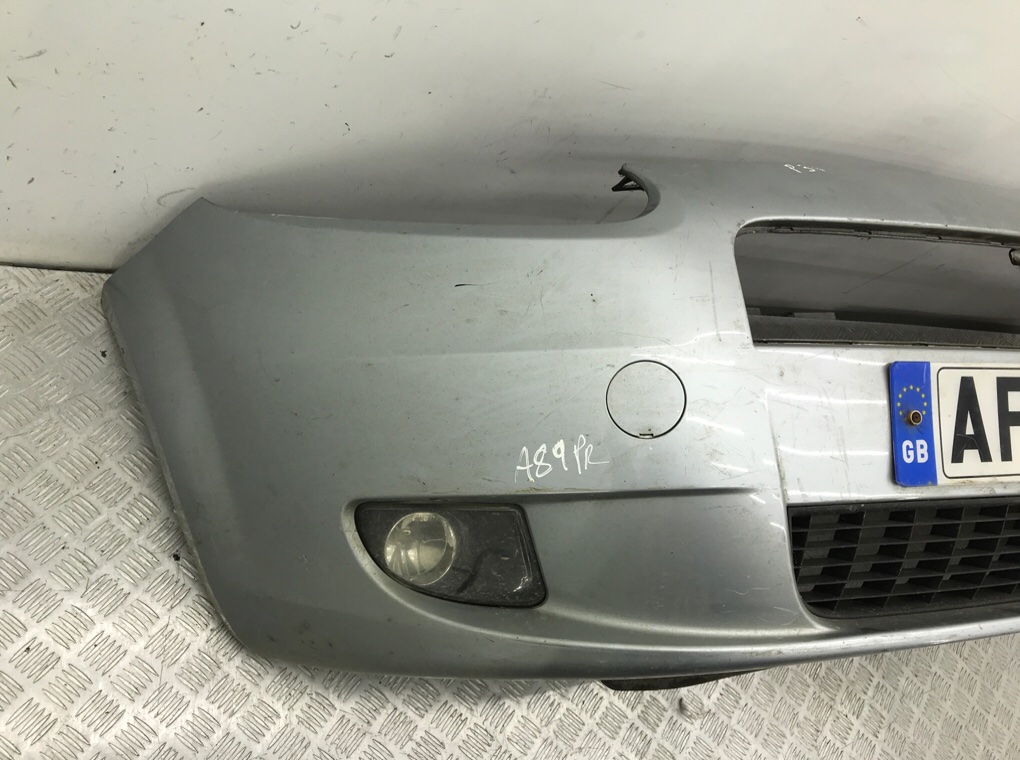 Бампер передний бу для Fiat Punto 3 1.4 i,  2007 г.