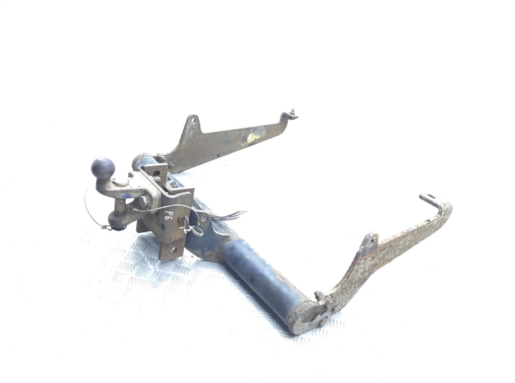 Прицепное устройство (фаркоп) бу для Peugeot Expert  2.0 HDi,  2009 г.