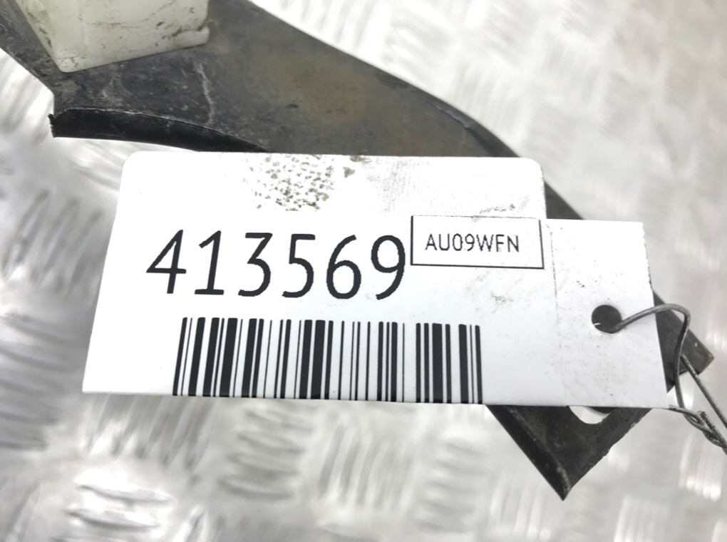 Планка под капот бу для Citroen C4 Grand Picasso 1.6 HDi, 2009 г. Планка под капот бу для Citroen C4 Grand Picasso 1.6 HDi, 2009 г.