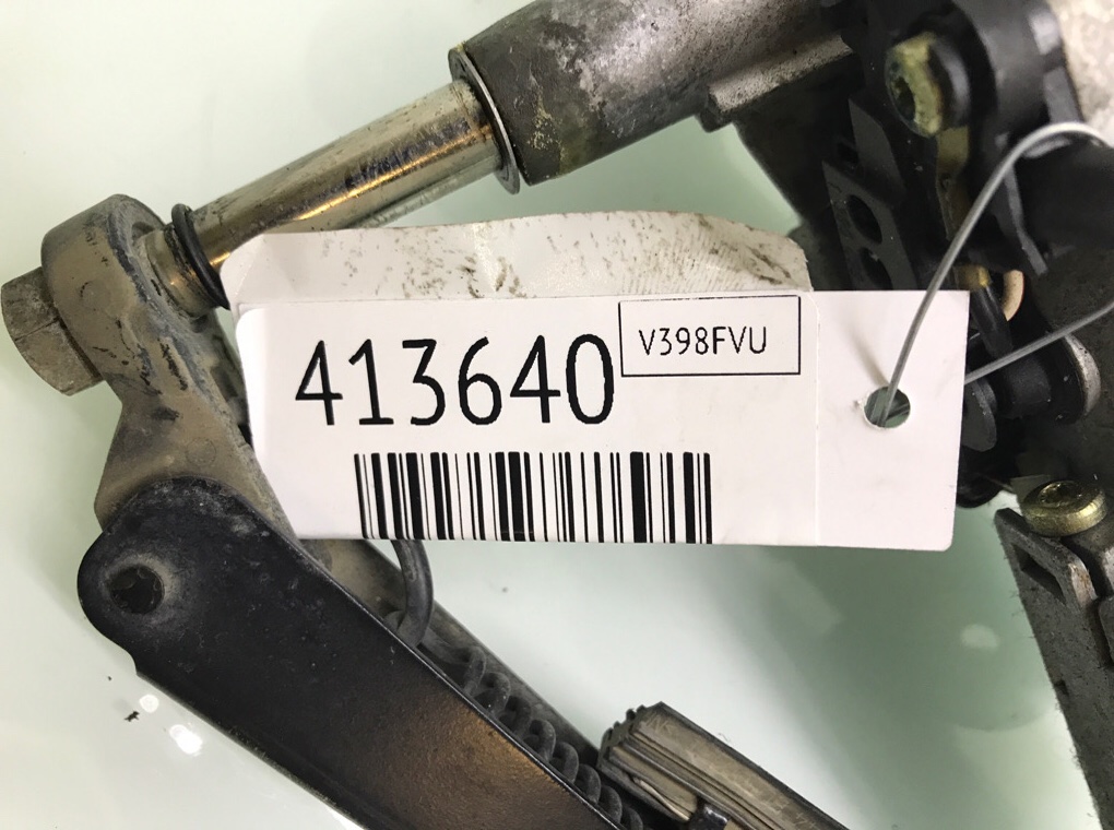 Моторчик заднего стеклоочистителя (дворника) бу для Ford Focus 1 1.8 i,  1999 г.
