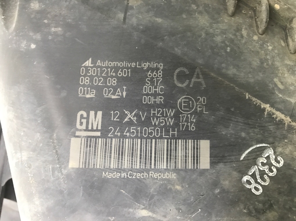 Фара левая бу для Opel Zafira B 1.9 CDTi,  2008 г.