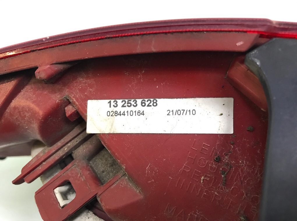 Фонарь задний правый бу для Opel Meriva B 1.4 i,  2010 г.