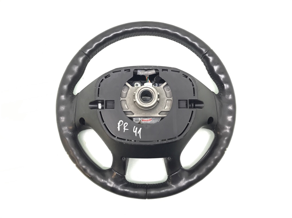 Руль бу для Hyundai ix35 2.0 CRDi, 2010 г. Руль бу для Hyundai ix35 2.0 CRDi, 2010 г.