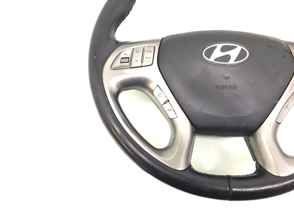 Руль бу для Hyundai ix35 2.0 CRDi, 2010 г. Руль бу для Hyundai ix35 2.0 CRDi, 2010 г.
