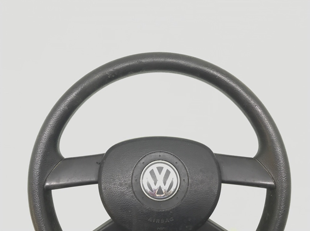 Руль бу для Volkswagen Touran 1.6 i, 2006 г. Руль бу для Volkswagen Touran 1.6 i, 2006 г.