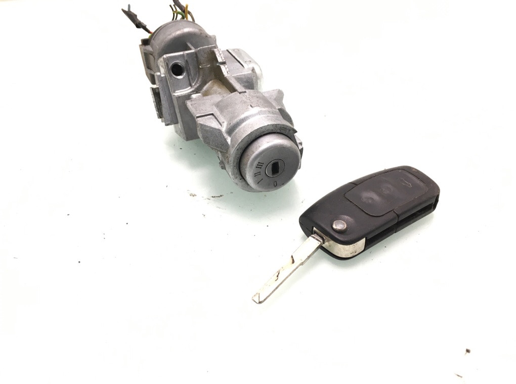 Замок зажигания бу для Ford Focus 2 1.6 TDCi,  2009 г.