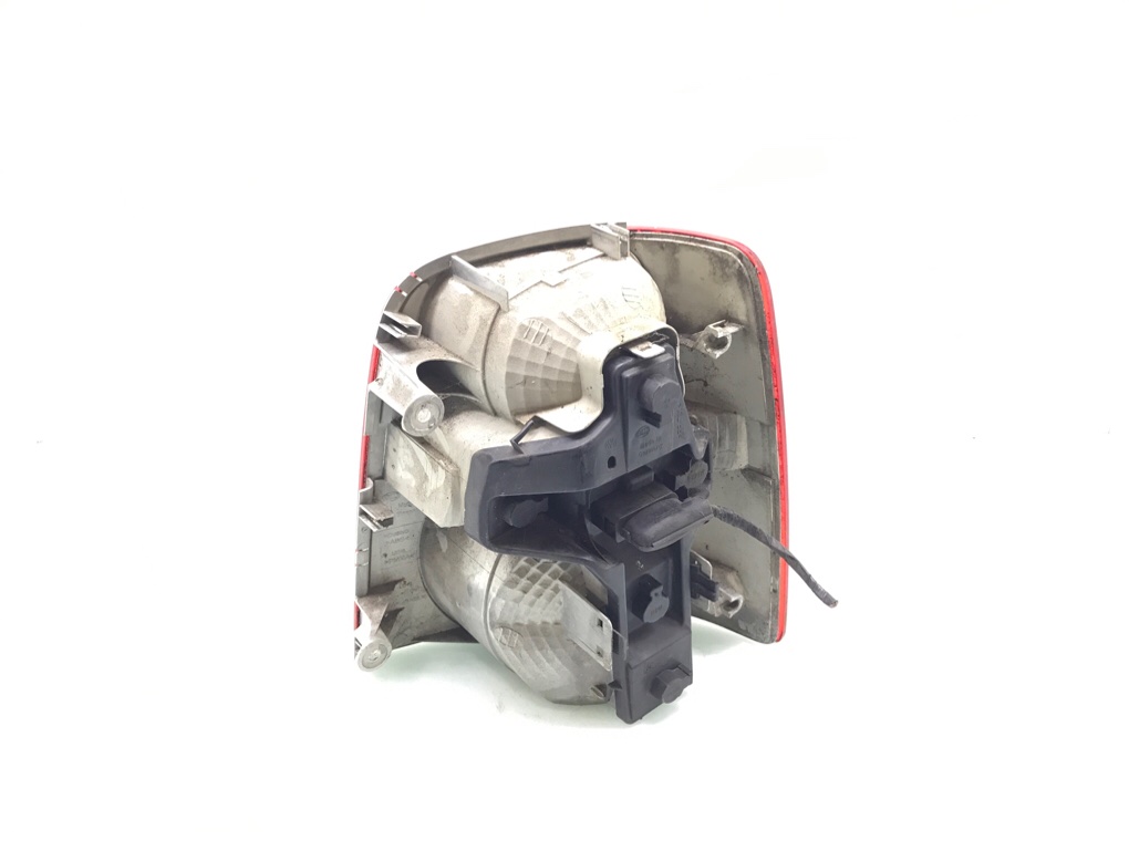 Фонарь задний левый бу для Volkswagen Touran  1.6 i,  2006 г.