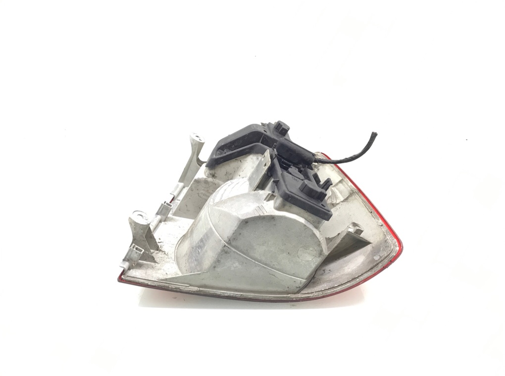 Фонарь задний левый бу для Volkswagen Touran  1.6 i,  2006 г.