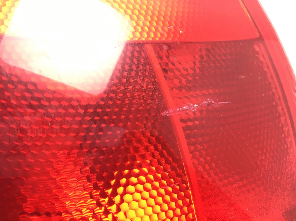 Фонарь задний правый бу для Audi A4 B6 1.8 Ti, 2002 г. Фонарь задний правый бу для Audi A4 B6 1.8 Ti, 2002 г.