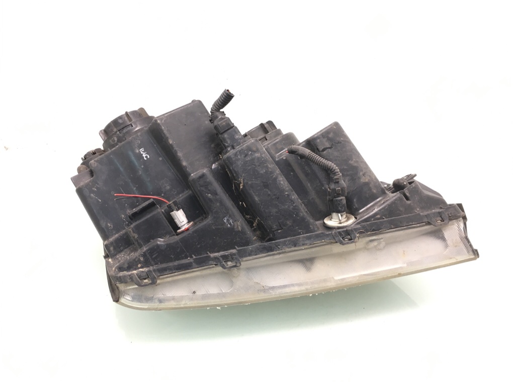 Фара левая бу для Kia Sorento  2.5 CRDi,  2006 г.