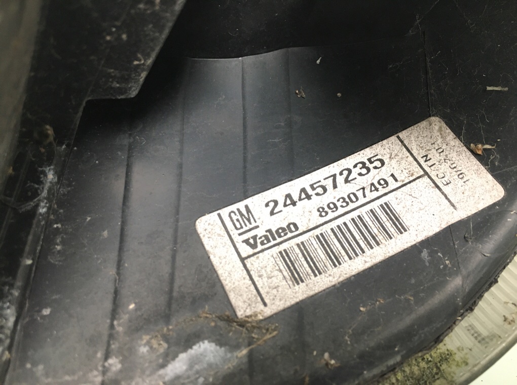 Фонарь задний левый бу для Opel Corsa C 1.2 i, 2003 г. Фонарь задний левый бу для Opel Corsa C 1.2 i, 2003 г.