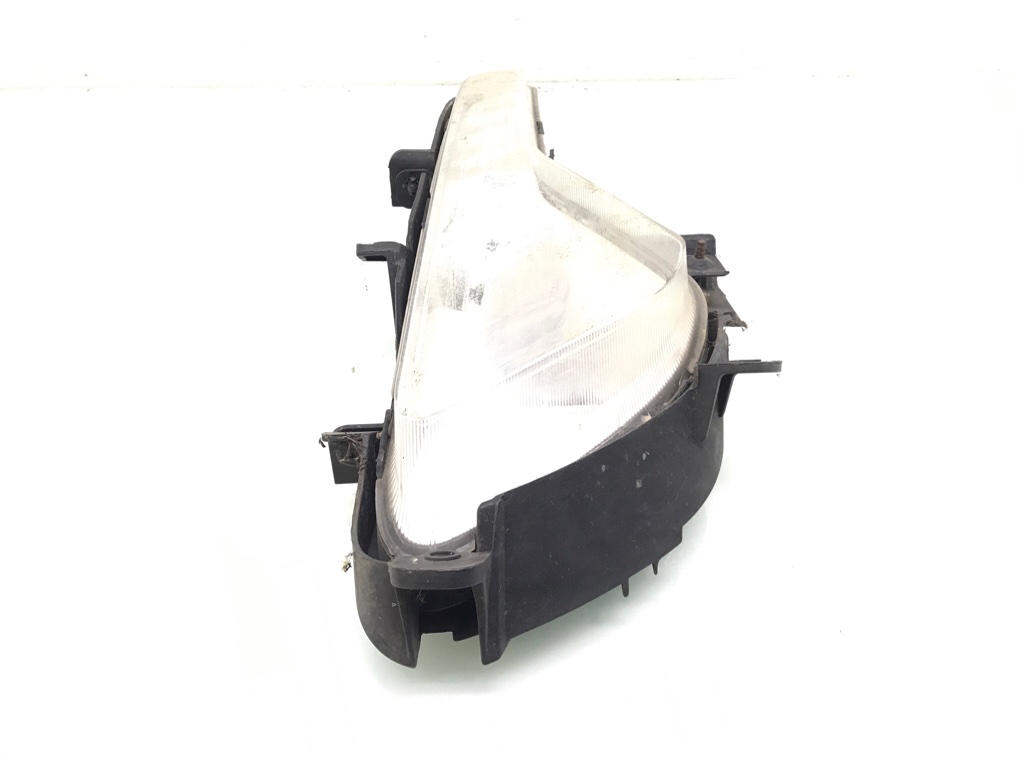 Фара противотуманная правая бу для Kia Sportage 3 1.6 GDi, 2011 г. Фара противотуманная правая бу для Kia Sportage 3 1.6 GDi, 2011 г.