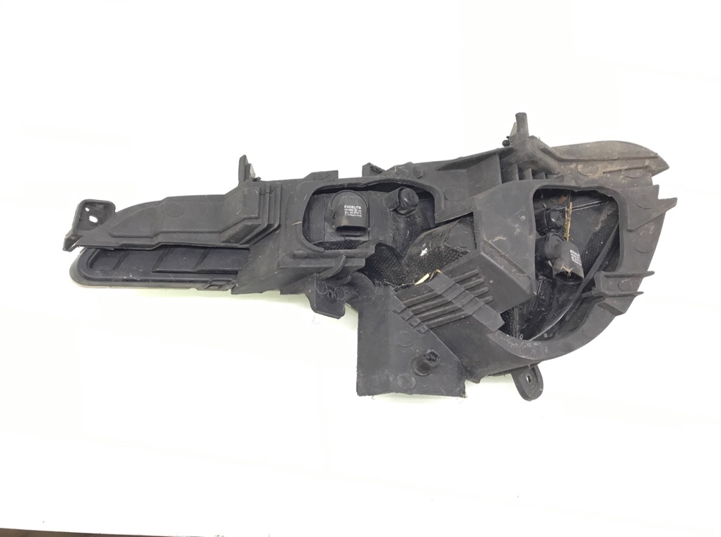 Фара противотуманная правая бу для Kia Sportage 3 1.6 GDi, 2011 г. Фара противотуманная правая бу для Kia Sportage 3 1.6 GDi, 2011 г.