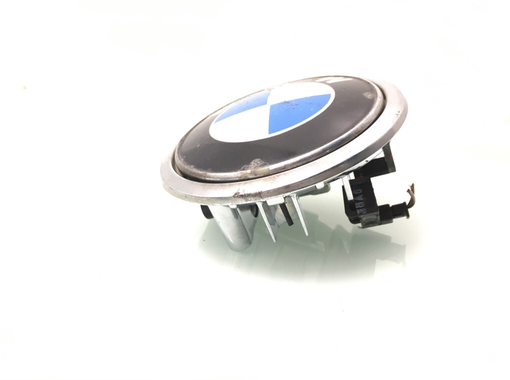 Ручка крышки багажника бу для BMW 1 E87/E81/E82/E88 2.0 TD, 2006 г. Ручка крышки багажника бу для BMW 1 E87/E81/E82/E88 2.0 TD, 2006 г.