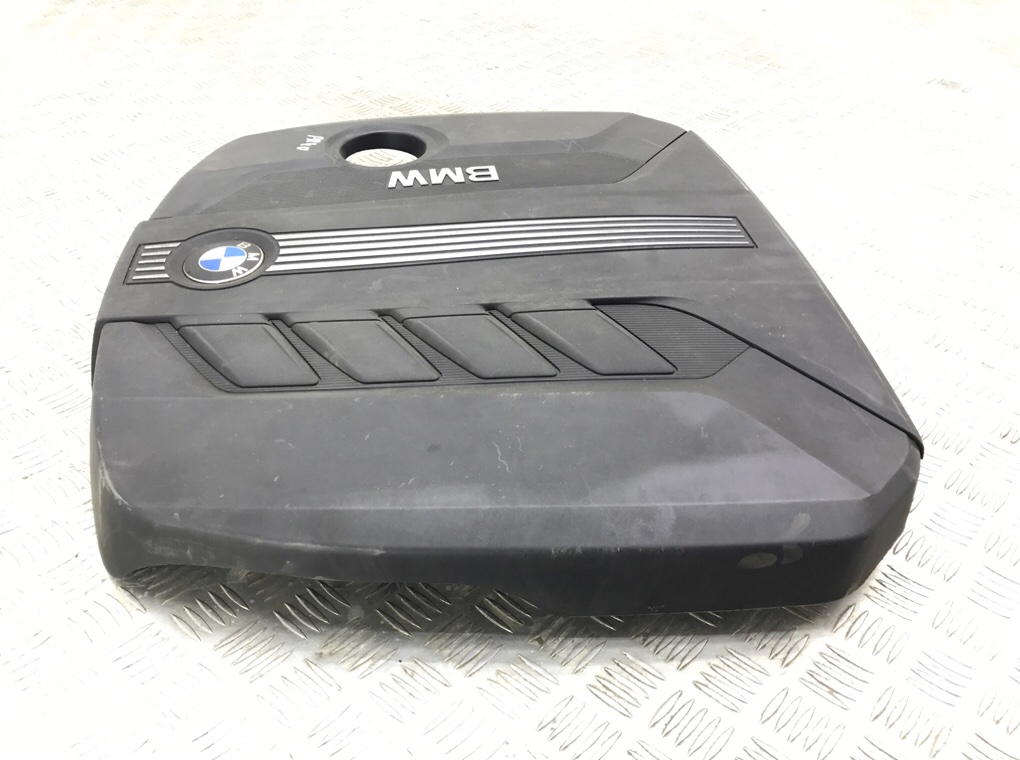 Декоративная крышка двигателя бу для BMW 5 F10/F11/GT F07 2.0 TD,  2010 г.