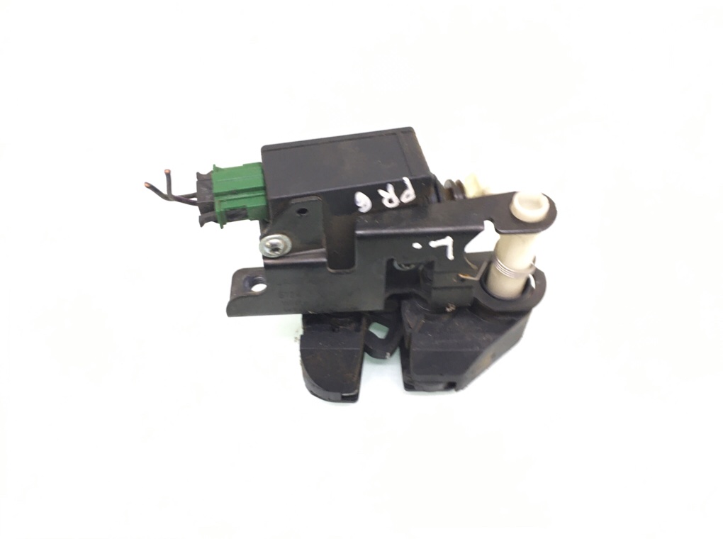 Замок багажника бу для Land Rover Discovery 3 2.7 TD, 2007 г.