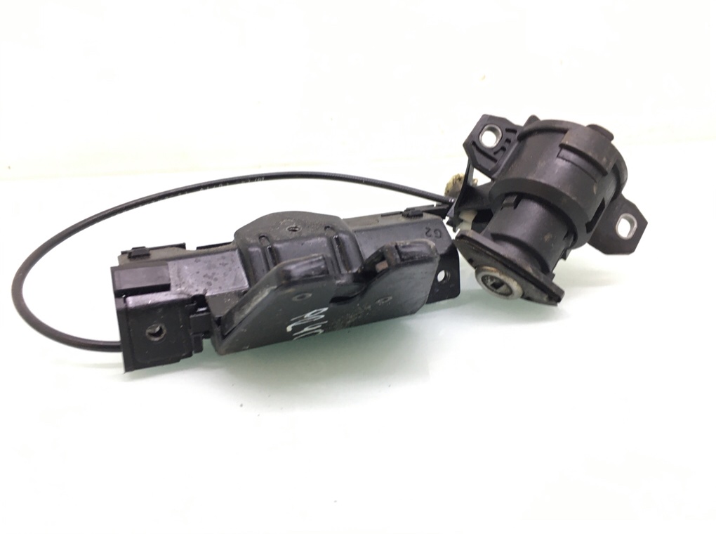 Замок багажника бу для BMW 3 E90/E91/E92/E93 2.0 i,  2007 г.