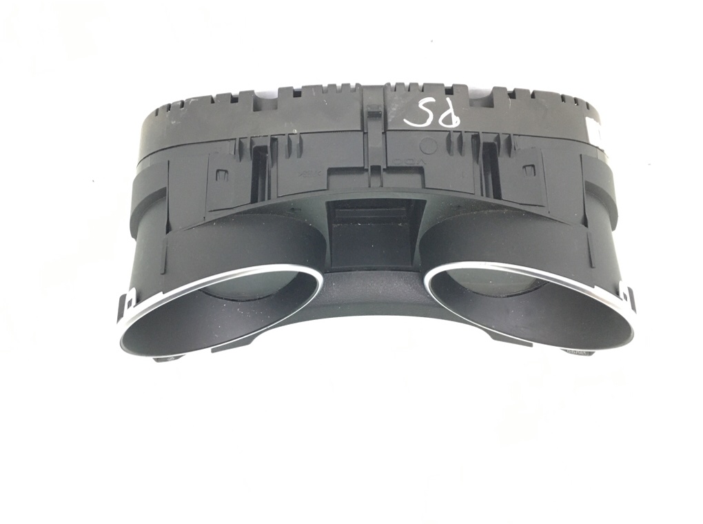 Щиток приборов (приборная панель) бу для Volkswagen Golf 6 1.2 TSI, 2011 г. Щиток приборов (приборная панель) бу для Volkswagen Golf 6 1.2 TSI, 2011 г.