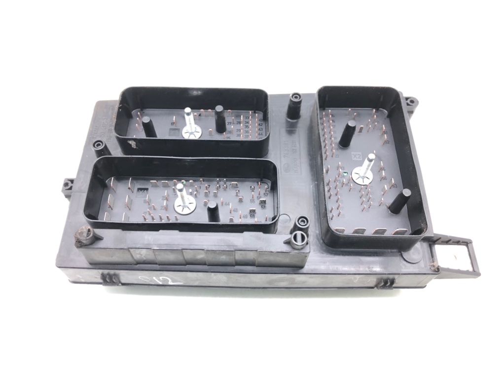 Блок предохранителей бу для Opel Astra H 1.3 CDTi, 2007 г. Блок предохранителей бу для Opel Astra H 1.3 CDTi, 2007 г.