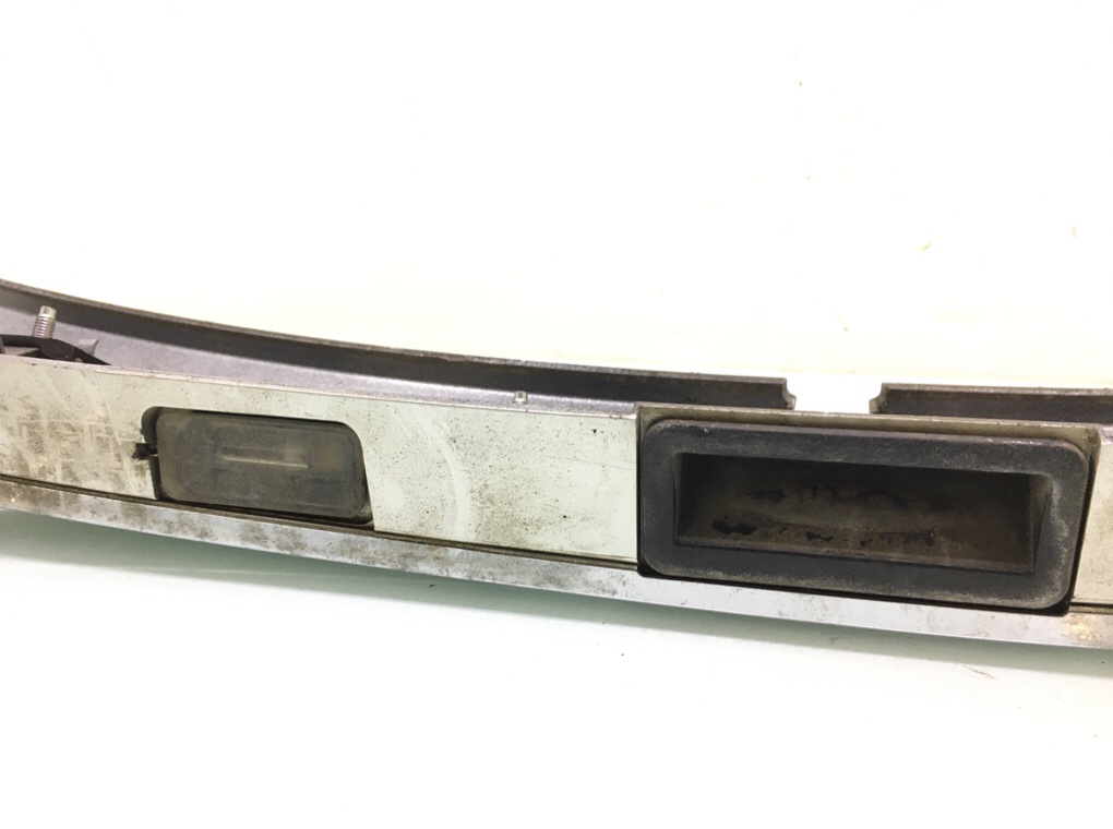 Накладка подсветки номера бу для Ford Fiesta 6 1.4 TDCi,  2009 г.