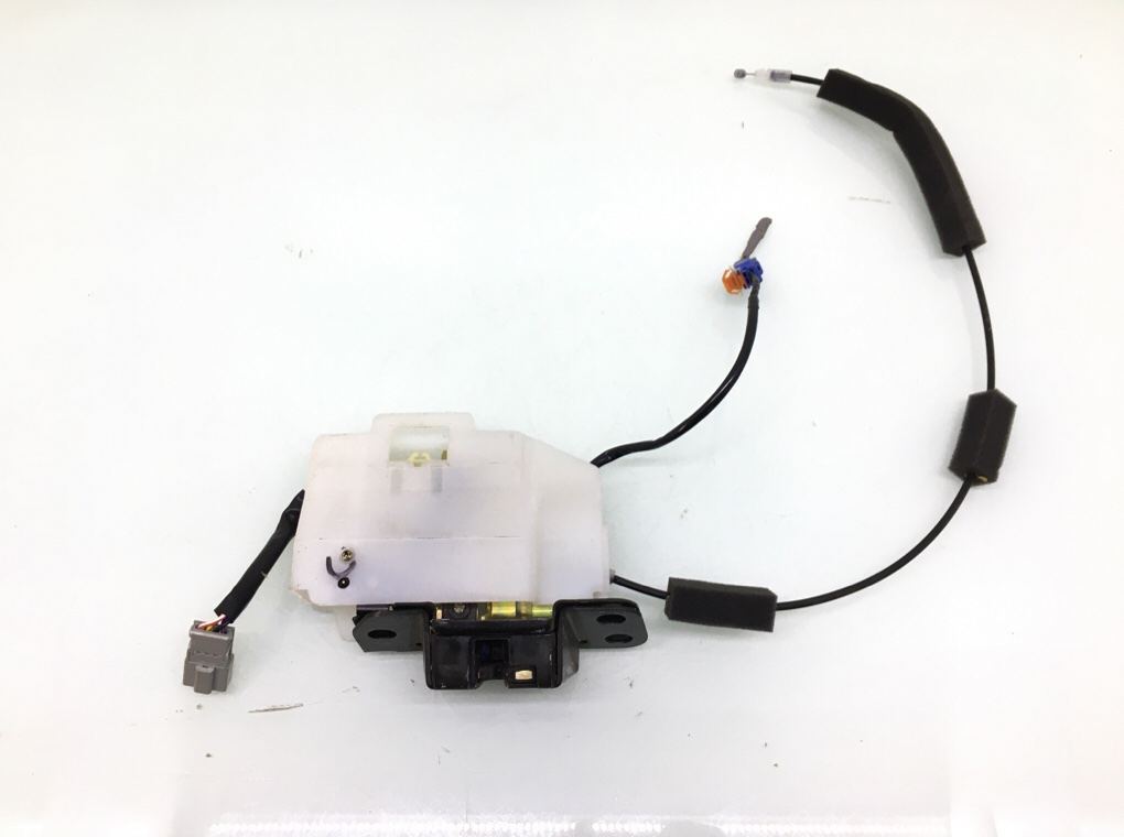 Замок багажника бу для Honda Civic 7 1.4 i, 2002 г.