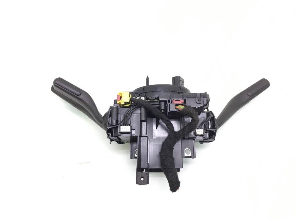 Переключатель подрулевой (стрекоза) бу для Volkswagen Passat B7 2.0 TDi,  2011 г.