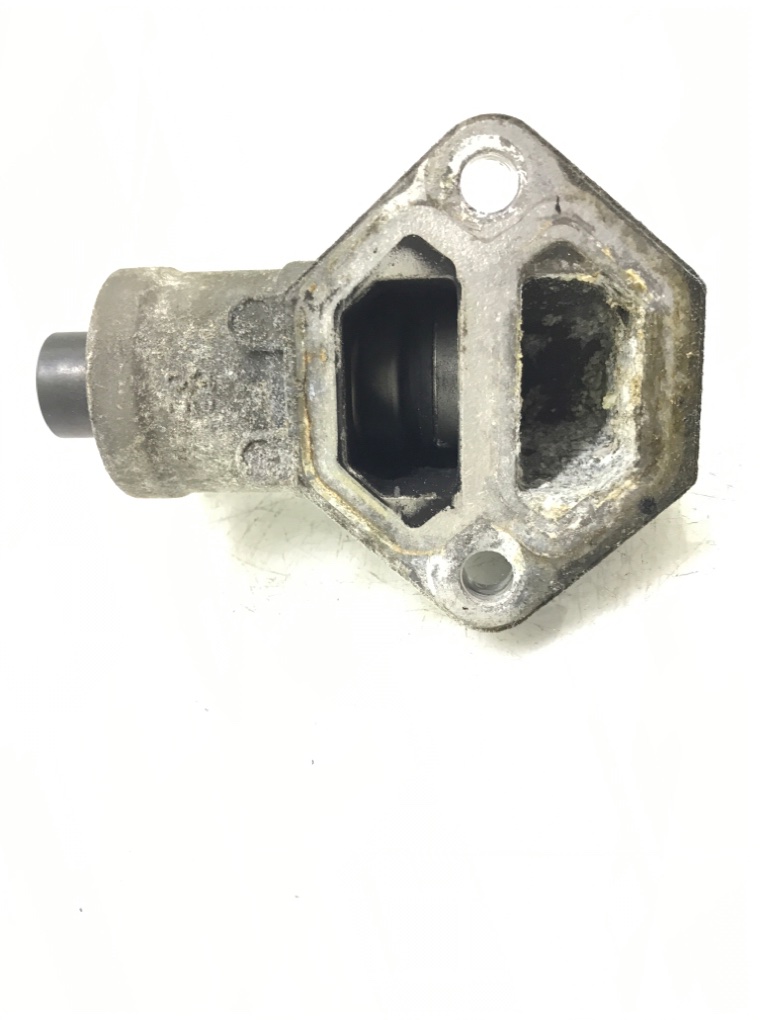 Клапан холостого хода бу для Ford Mondeo 3 2.0 i, 2006 г. Клапан холостого хода бу для Ford Mondeo 3 2.0 i, 2006 г.