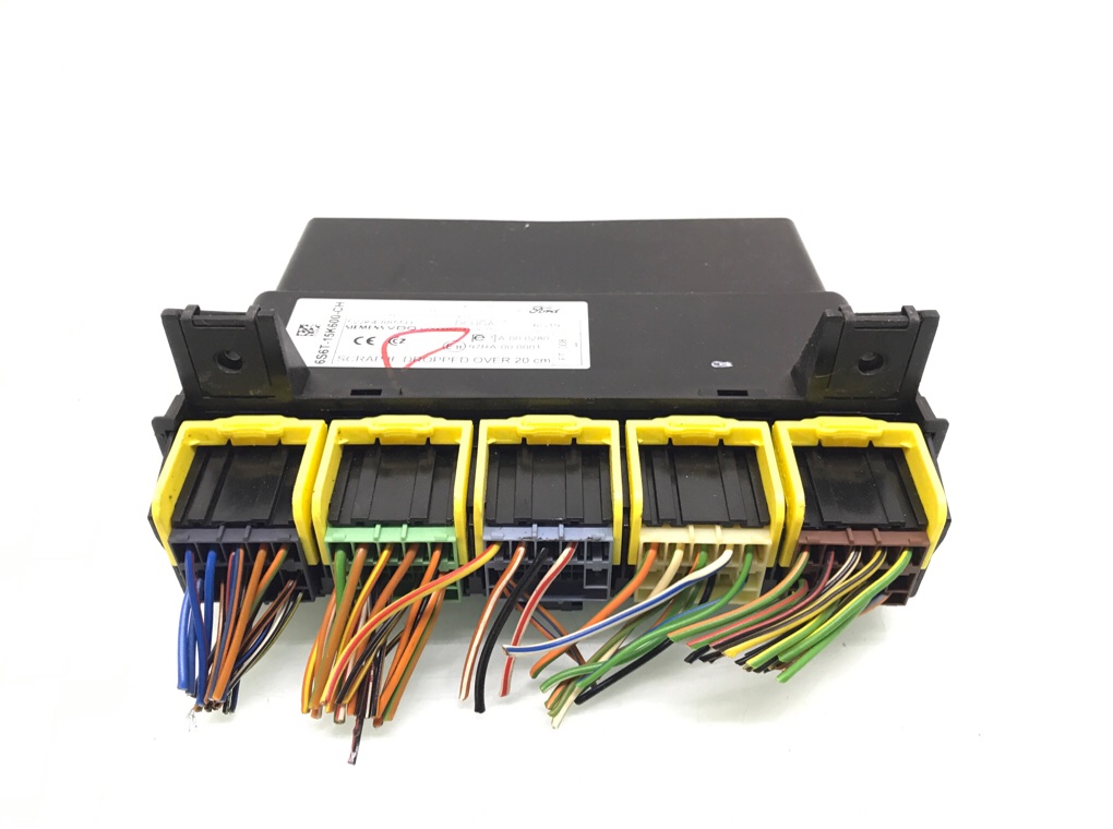 Блок комфорта бу для Ford Fiesta 5 1.4 i, 2006 г. Блок комфорта бу для Ford Fiesta 5 1.4 i, 2006 г.