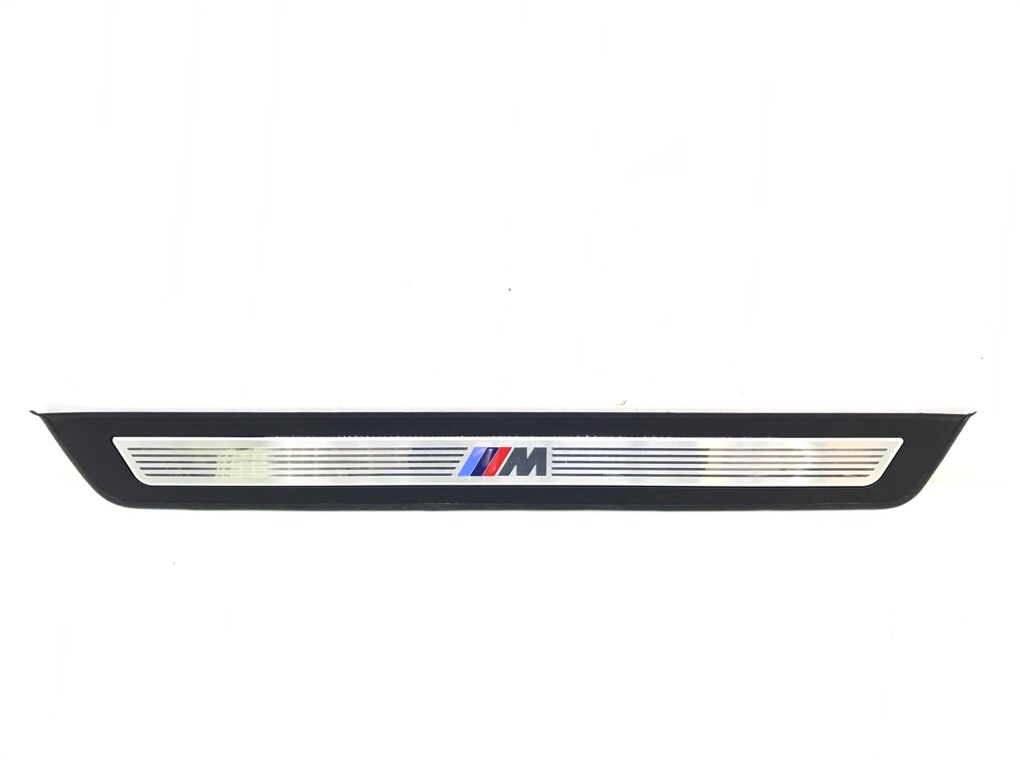 Накладка на порог бу для BMW 5 F10/F11/GT F07 2.0 TD,  2010 г.