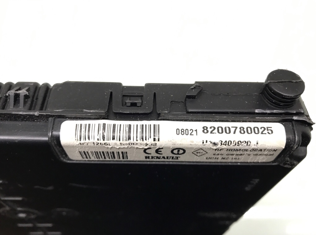 Блок комфорта бу для Renault Scenic 2 1.5 DCi, 2008 г. Блок комфорта бу для Renault Scenic 2 1.5 DCi, 2008 г.