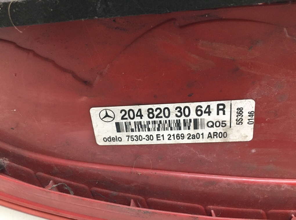 Фонарь задний правый бу для Mercedes C W204 3.0 CDI,  2008 г.