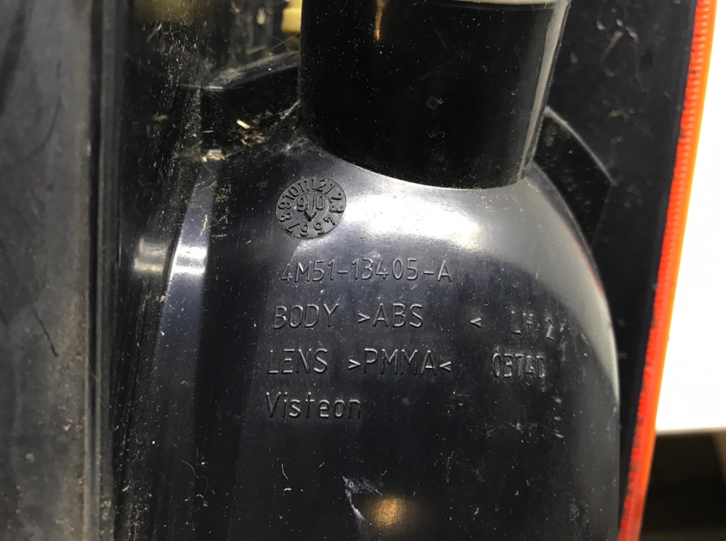 Фонарь задний левый бу для Ford Focus 2 1.6 i,  2006 г.