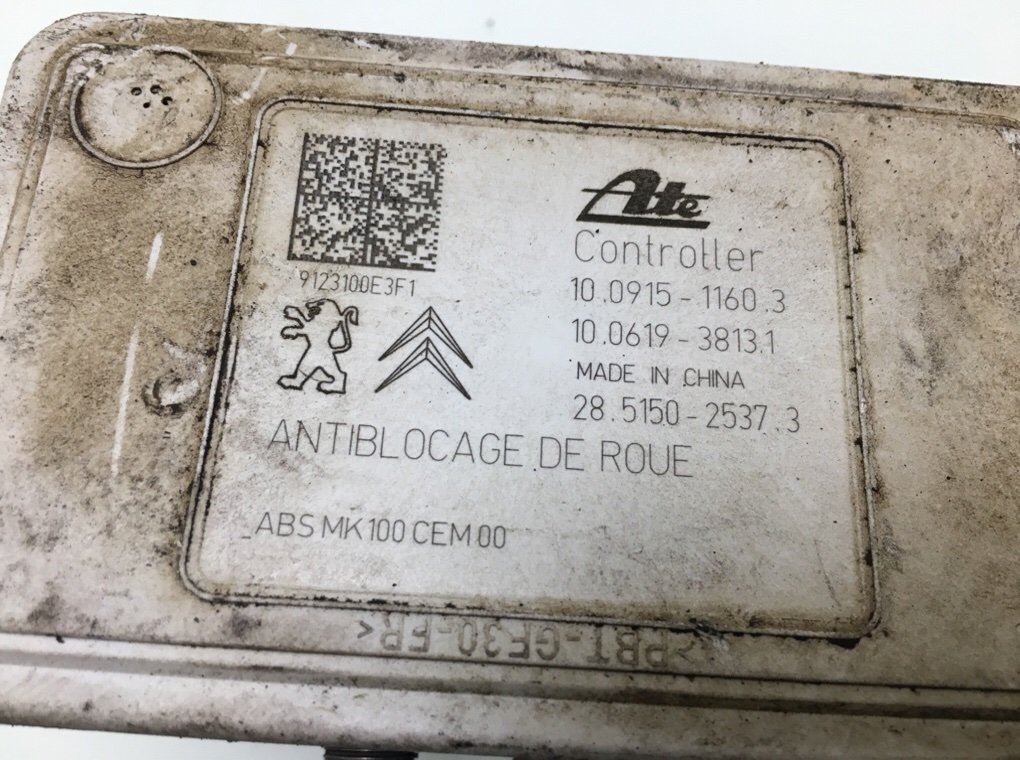 Блок ABS бу для Citroen C3 Picasso  1.6 HDi,  2012 г.