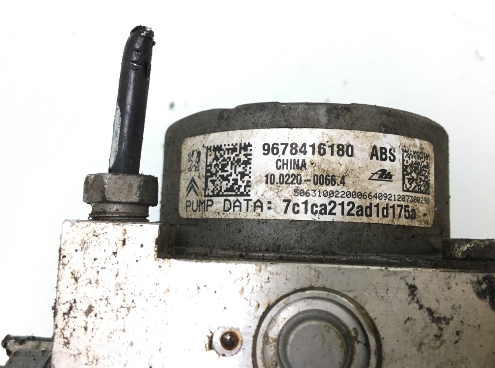 Блок ABS бу для Citroen C3 Picasso  1.6 HDi,  2012 г.